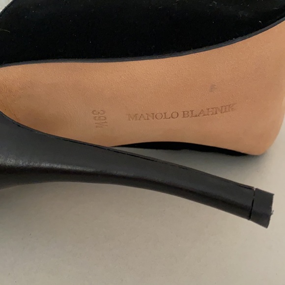 - Manolo Blahnik Black Suede Button Boot Heels 39.5 - Picture 11 of 14